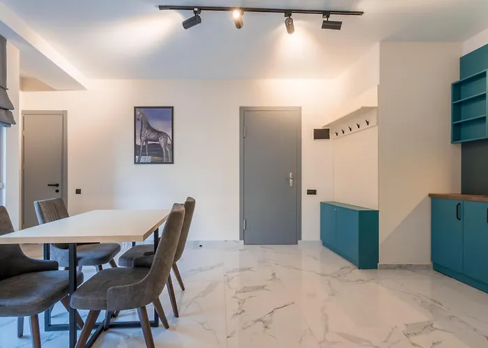 Luxury X By Umbrella